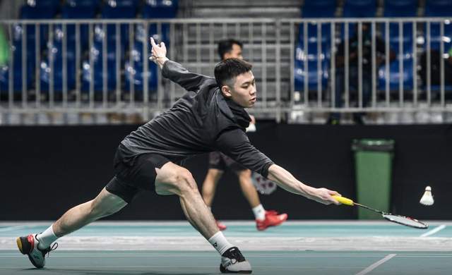 与热那亚的 与热那亚的