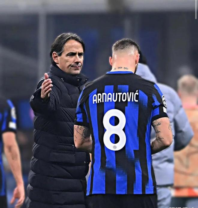 越的球员配 越的球员配