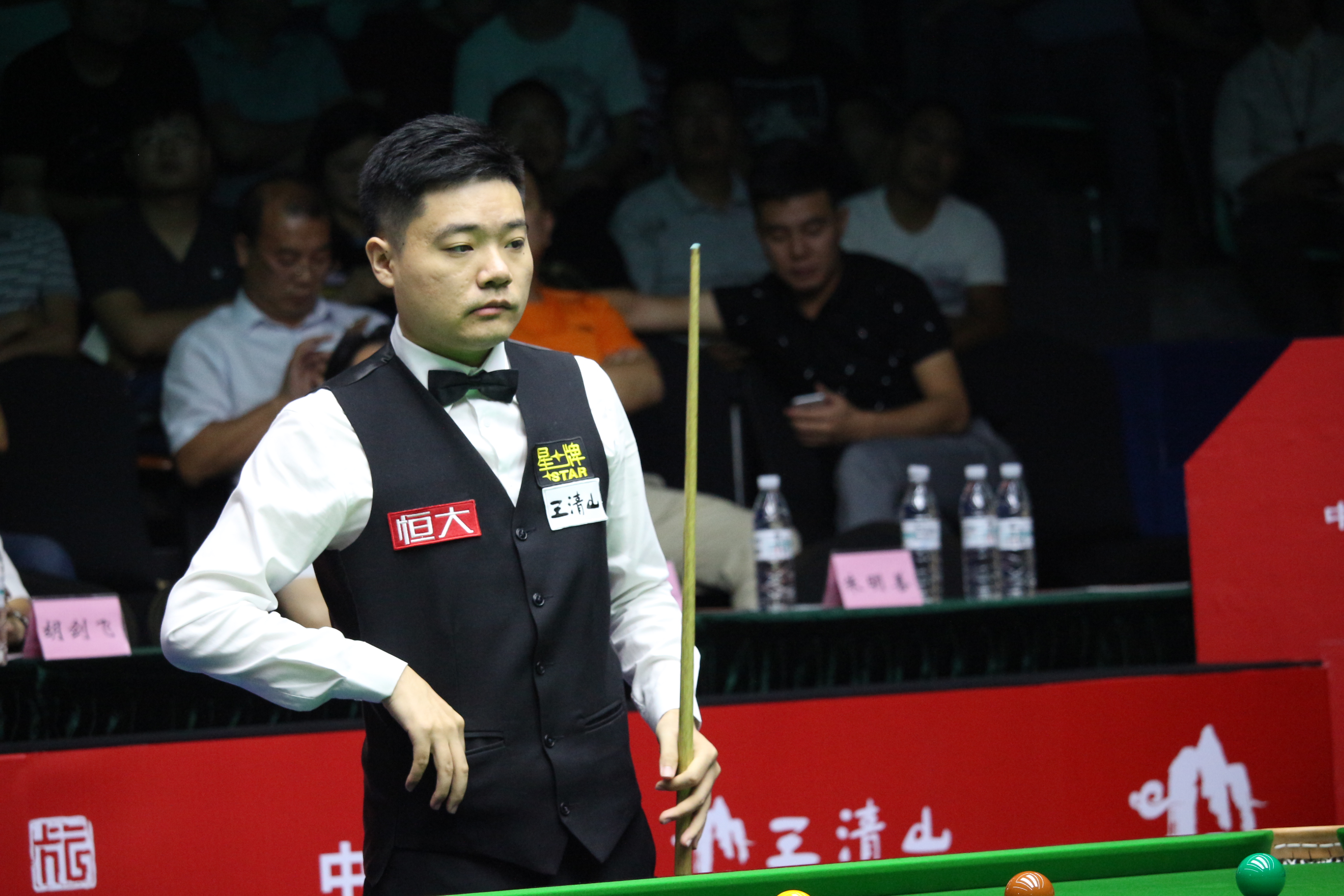 球员的缺阵 球员的缺阵